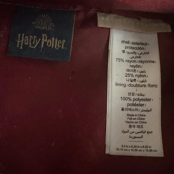 Pottery Barn Teen Harry Potter Velvet Train Case Gryffindor